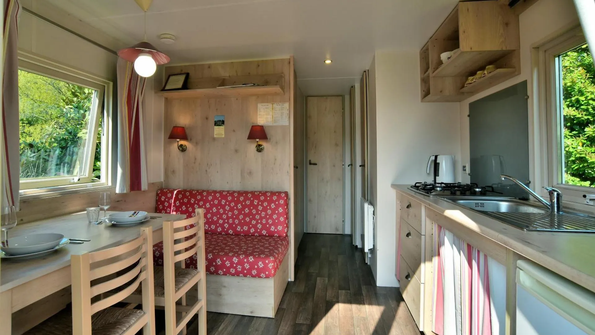 Domaine De Launay Blot, Proche Mt St Michel Baguer-Morvan Guest house